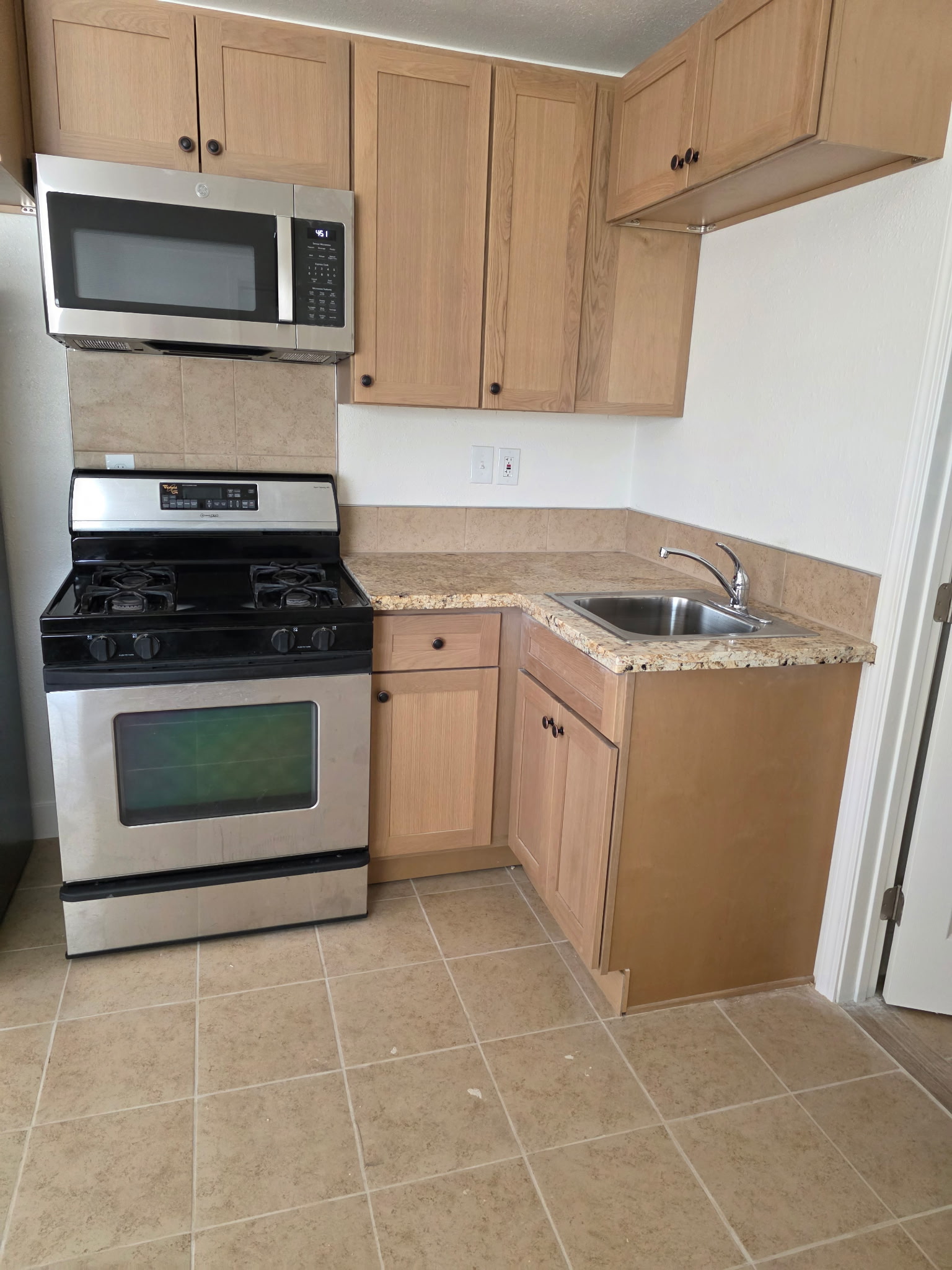 73843 Sunnyvale Drive - 26